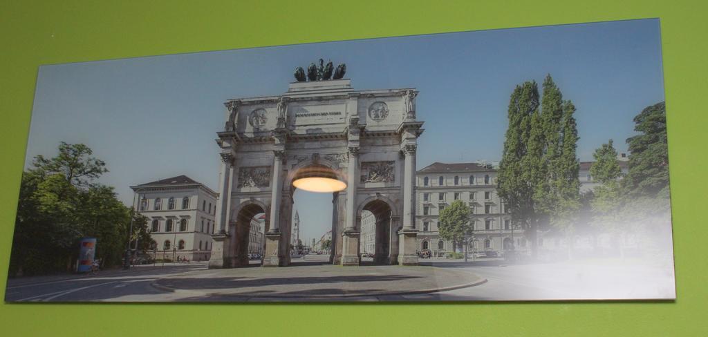 S16 3* München
