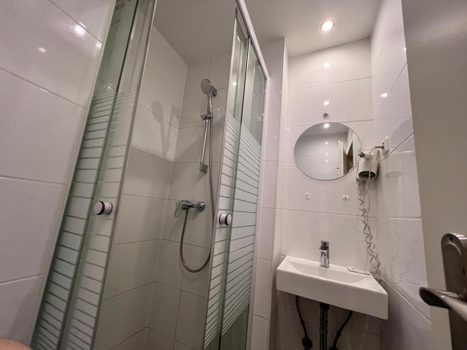 Hotel S16 3*