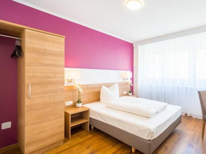 Hotel S16 3*