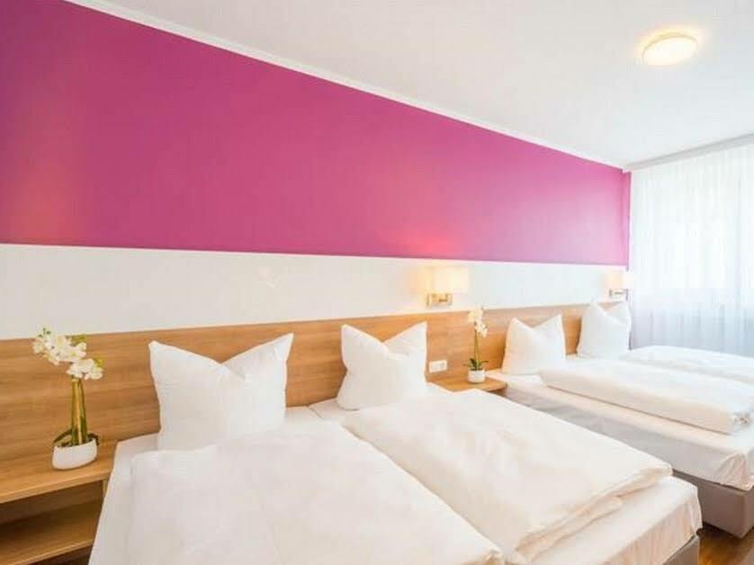 Hotel S16 München